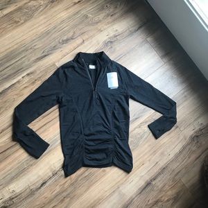 Athleta 1/2 zip up top